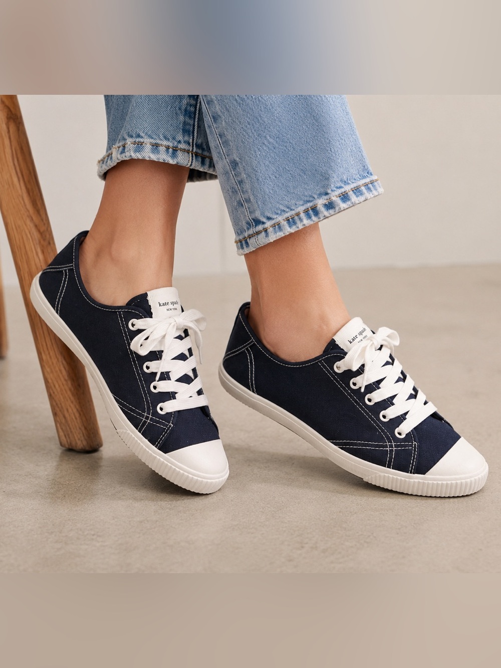 Kate Spade New York Tommi Navy Canvas Sneakers Women’s 9.5 Like New